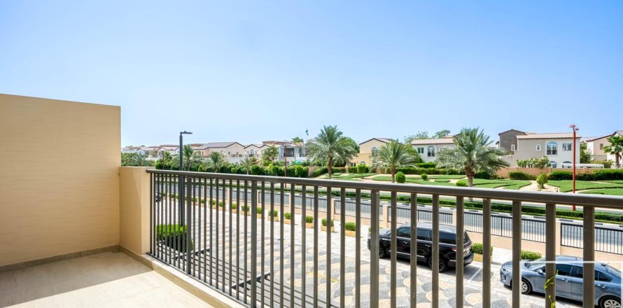 Townhouse in Jumeirah Golf Estates, Dubai, UAE 3 bedrooms, 142.33 sq.m. № 747215
