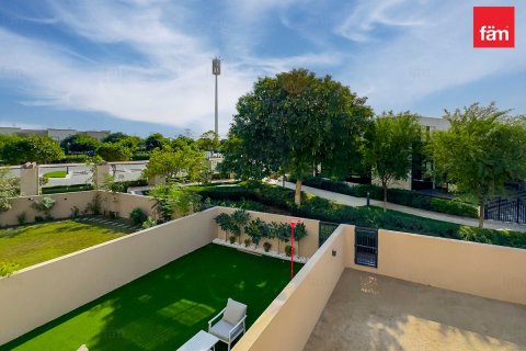 Maison de ville à louer à Dubai, EAU 3 chambres, 224.9 m2 № 679038 - photo 8