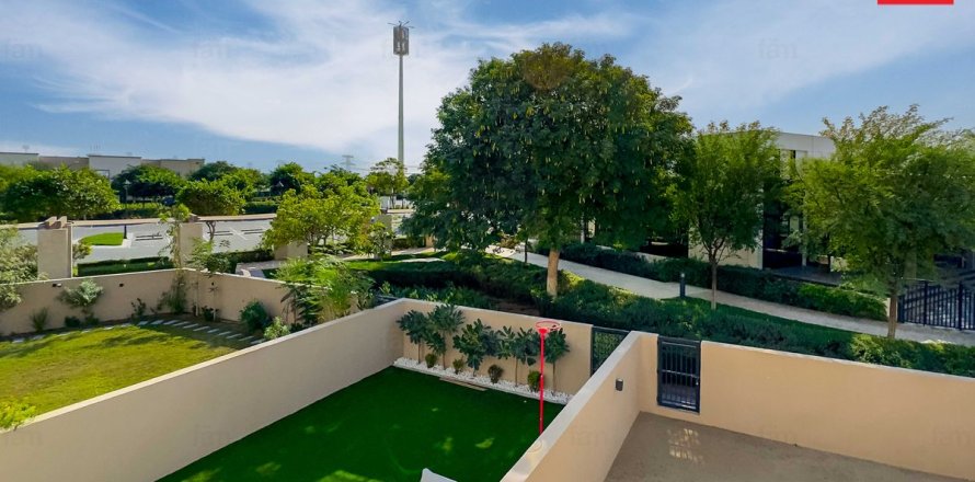 Casa urbana em Dubai, EAU 3 quartos, 224.9 m2 № 679038