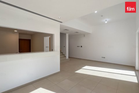 Casa urbana para arrendamento em Dubai, EAU 3 quartos, 224.9 m2 № 679038 - foto 5