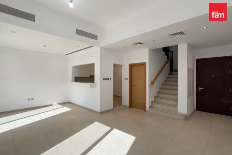 Casa urbana para arrendamento em Dubai, EAU 3 quartos, 224.9 m2 № 679038 - foto 3