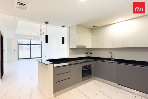 Dubai, संयुक्त अरब अमीरात में टाउनहाउस, 4 बेडरूम, 191.8 वर्ग मीटर, संख्या 679040 - फ़ोटो 3