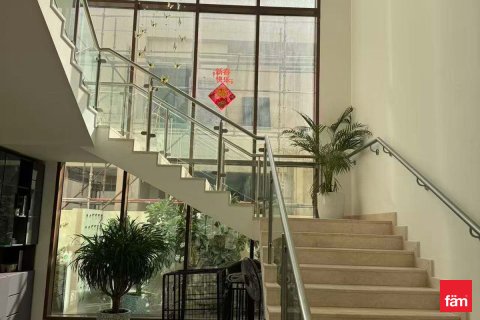 Vila di Dubai, UEA 5 kamar tidur, 925.4 m2 nomor 659185 - foto 3