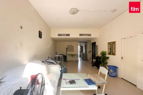Villa te koop in International City, Dubai, VAE 3 slaapkamers, 153.9 vr.m., nr 659188 - foto 3