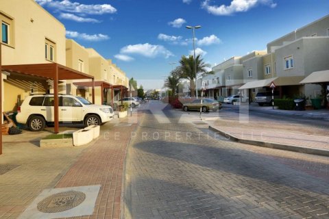 Villa te koop in Al Reef, Abu Dhabi, VAE 2 slaapkamers, 170.2 vr.m., nr 731439 - foto 16