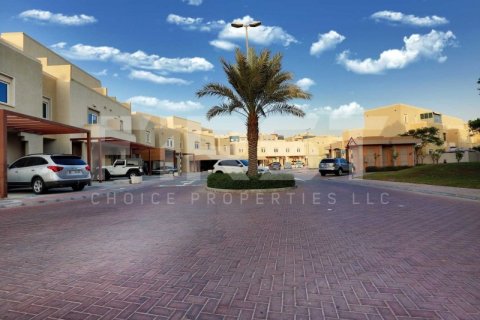 Villa te koop in Al Reef, Abu Dhabi, VAE 2 slaapkamers, 170.2 vr.m., nr 731439 - foto 15