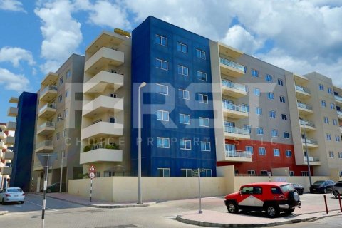 Apartment sa Al Reef, Abu Dhabi, UAE 3 silid-tulugan, 192.9 sq.m. № 731433