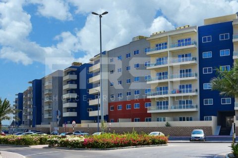 Пәтер Al Reef, Абу-Даби, БАӘ-да 3 жатын бөлмелер, 192.9 м² № 731433 - фото 14