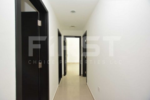 Пәтер Al Reef, Абу-Даби, БАӘ-да 2 жатын бөлмелер, 142 м² № 731436 - фото 12