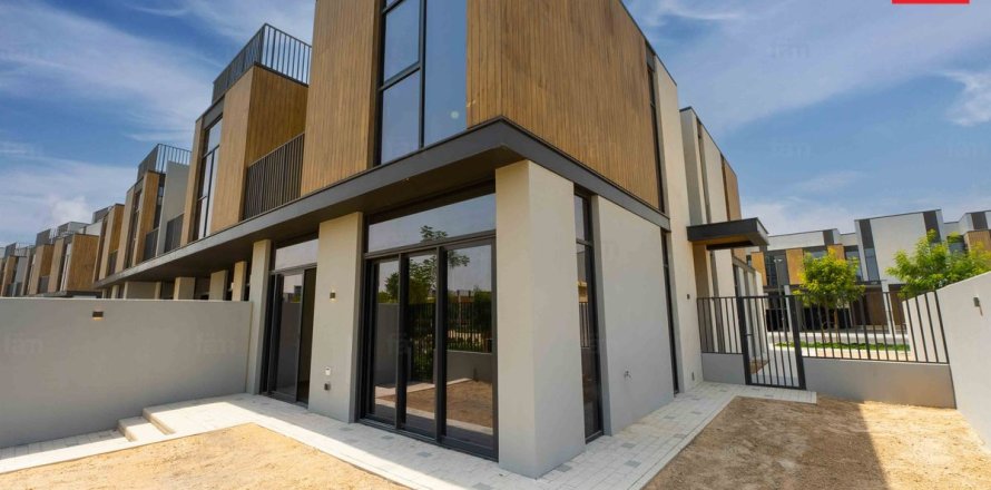 Townhouse în Dubai, EAU 4 dormitoare, 257 mp.  №655707