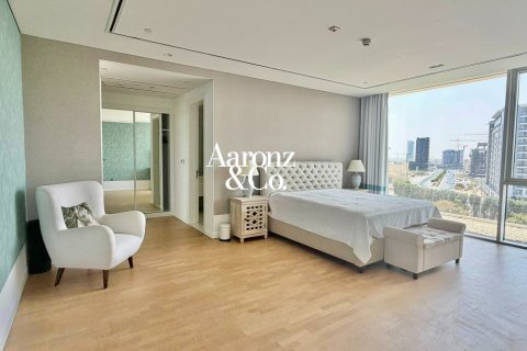 Huoneisto Al Barari, Dubai, Arabiemiraatit 2 makuuhuonetta, 247 m2 № 758925 - kuva 2