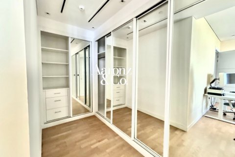 Huoneisto Al Barari, Dubai, Arabiemiraatit 2 makuuhuonetta, 247 m2 № 758925 - kuva 7