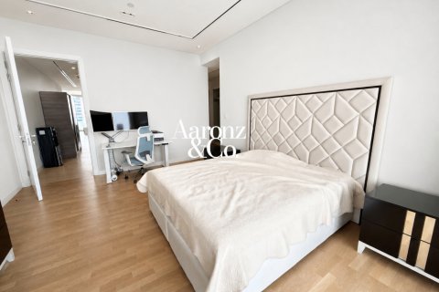 Huoneisto Al Barari, Dubai, Arabiemiraatit 2 makuuhuonetta, 247 m2 № 758925 - kuva 10