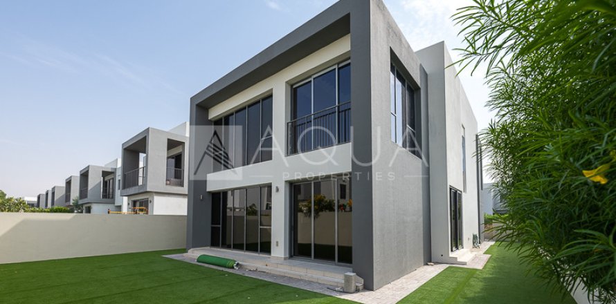 Dubai Hills Estate、Dubai、UAEにあるヴィラ 4ベッドルーム、430 m2 No758922