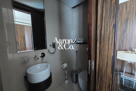 Apartemen di Jumeirah Lake Towers, Dubai, UEA 2 kamar tidur, 87 m2 nomor 758926 - foto 13