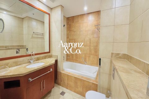 Apartman u Jumeirah Beach Residence, Dubai, UAE 2 spavaćih soba, 179 m2 Br. 758924 - fotografija 8