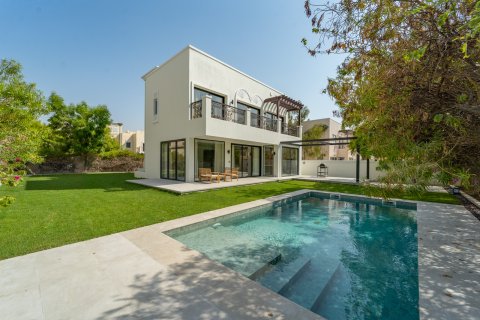 فيلا للبيع في Jumeirah Village Triangle، دبي، الإمارات العربية المتحدة 5 غرفة نوم ، 316 متر مربع ، رقم 766215 - صورة 1