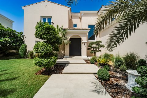 Villa zum Verkauf in Dubai, VAE 6 Schlafzimmer, 486 m2 Nr. 760967 - Foto 2