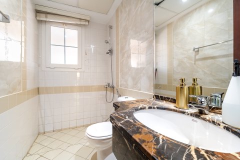 Stadthaus zum Verkauf in Discovery Gardens, Dubai, VAE 3 Schlafzimmer, 238 m2 Nr. 760966 - Foto 15