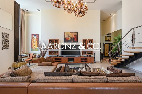 آپارتمان برای اجاره در Jumeirah Beach Residence، Dubai، امارات متحده عربی 1 خوابه ، 148.9 متر مربع ، شماره 670569 - تصویر 1