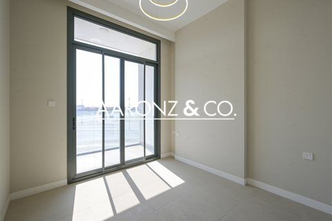 Apartamento en venta en Rukan, Dubai, EAU 3 dormitorios, 131 m2 № 670570 - foto 8