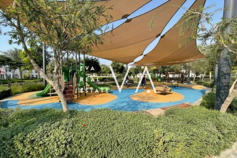 Townhouse in Dubai, UAE 3 bedrooms, 210.51 sq.m. № 637750 - photo 7