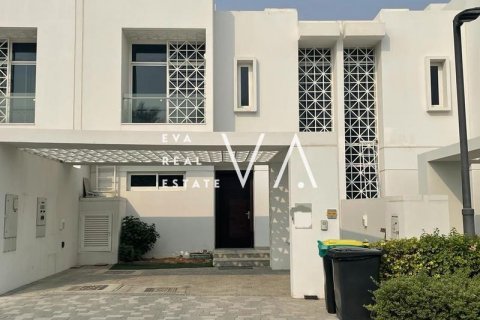 Townhouse in Dubai, UAE 3 bedrooms, 210.51 sq.m. № 637750 - photo 1