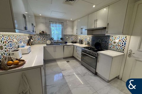 Vila v Arabian Ranches, Dubai, SAE 4 ložnice, 297 m² Č.: 671466 - fotografie 7