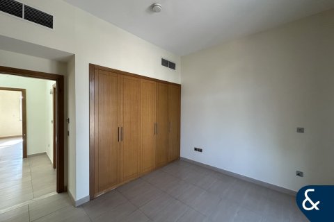 Villa sa Jumeirah Park, Dubai, UAE 4 silid-tulugan, 611 sq.m. № 671467 - larawan 16