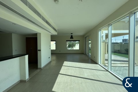 Villa sa Jumeirah Park, Dubai, UAE 4 silid-tulugan, 611 sq.m. № 671467 - larawan 4
