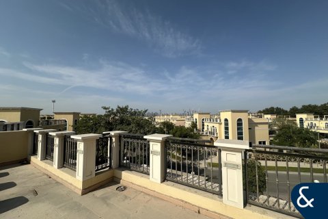 Villa sa Jumeirah Park, Dubai, UAE 4 silid-tulugan, 611 sq.m. № 671467 - larawan 18