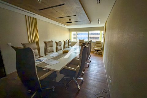 Dubai、UAE にあるオフィスの賃貸物件 151 m2、No670210 - 写真 8