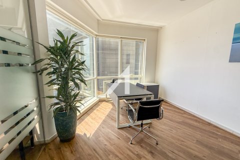 Bureau à louer à Sheikh Zayed Road, Dubai, EAU 165 m2 № 670211 - photo 11