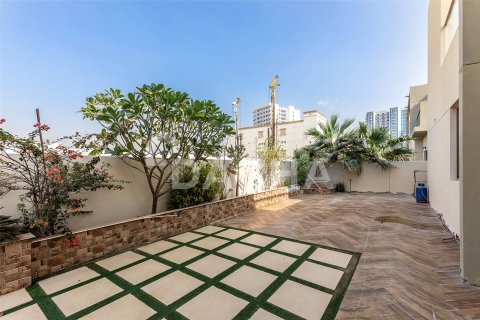 Vilă de vânzare în Al Furjan, Dubai, EAU 5 dormitoare, 600 mp.  №707229 - poză 29