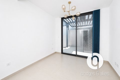 Villa sa Dubai Hills Estate, UAE 4 silid-tulugan, 231 sq.m. № 722267 - larawan 10