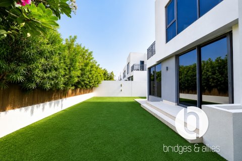 Villa sa Dubai Hills Estate, UAE 4 silid-tulugan, 231 sq.m. № 722267 - larawan 26