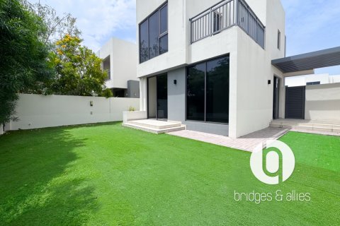 Vilă de închiriat în Dubai Hills Estate, Dubai, EAU 4 dormitoare, 229 mp. №722267 - poză 14