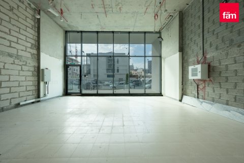 Dubai, संयुक्त अरब अमीरात में दुकान, 101 वर्ग मीटर, संख्या 687211