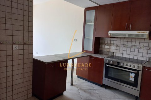 Leilighet til leie i Motor City, Dubai, Emiratene 2 soverom, 182 kvm Nr. 658820 - Foto 3