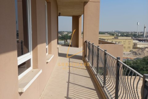 Leilighet til leie i Motor City, Dubai, Emiratene 2 soverom, 182 kvm Nr. 658820 - Foto 20