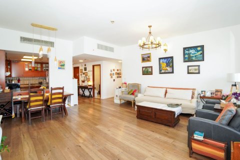 Motor City, Dubai, UAE의 판매용 아파트 침실 2개, 157제곱미터 번호 658819 - 사진 1