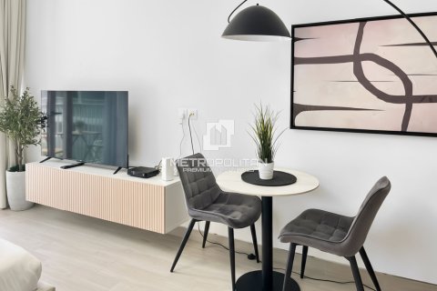 Apartamento en venta en Jumeirah Village Circle, Dubai, EAU 42 m2 № 730225 - foto 6