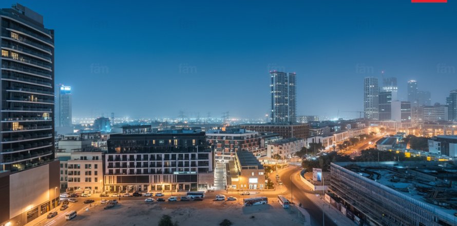 Apartment in Dubai, UAE 1 bedroom, 75 sq.m. № 669721
