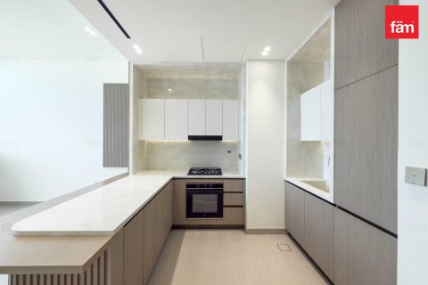 Apartment in Dubai, UAE 1 bedroom, 75 sq.m. № 669721 - photo 4