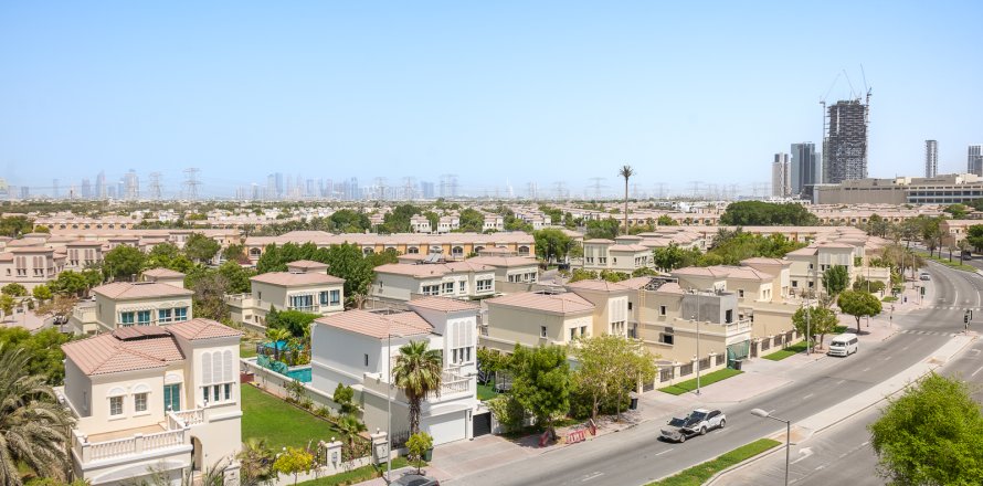 Appartement à Jumeirah Village Triangle, Dubai, EAU: 2 chambres, 176 m2 № 766109