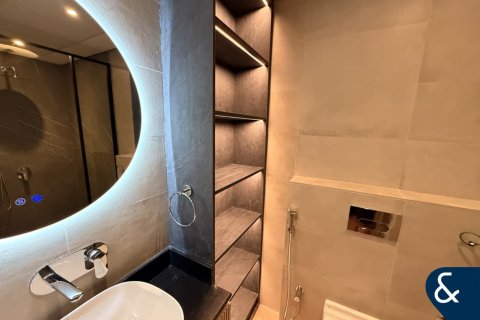 Lakás itt: Jumeirah Lake Towers, Dubai, EAE, 1 hálószoba, 89 m², azonosító: 698120 - fénykép 5