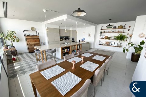 Lakás itt: DIFC, Dubai, EAE, 2 hálószoba, 194 m², azonosító: 698122 - fénykép 2