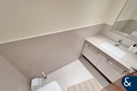 Lakás itt: Downtown Dubai (Downtown Burj Dubai), EAE, 2 hálószoba, 146 m², azonosító: 698123 - fénykép 16