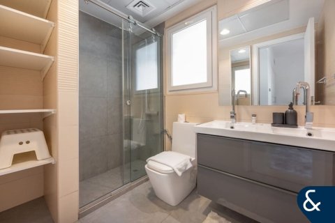 Villa itt: The Springs, Dubai, EAE, 3 hálószoba, 301 m², azonosító: 698118 - fénykép 8