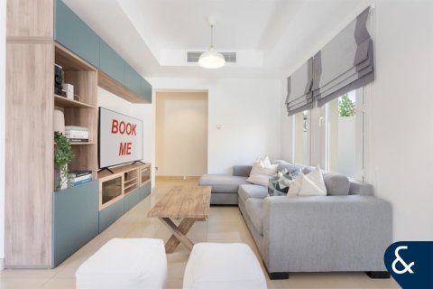 Villa itt: The Springs, Dubai, EAE, 3 hálószoba, 301 m², azonosító: 698118 - fénykép 3